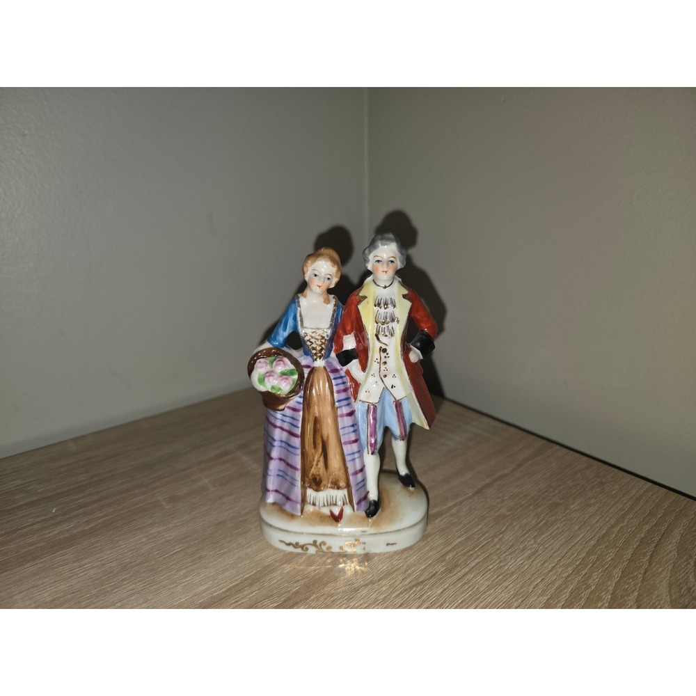 Vintage Occupied Japan Porcelain Colonial Couple Figurine Red Blue Hand Painted